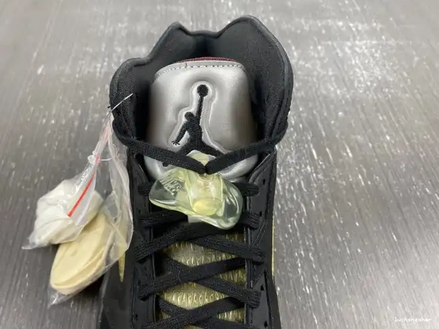 Cheap LUCY Ma Black Jordan FD1330-001 A Maniere Air x 5 0513